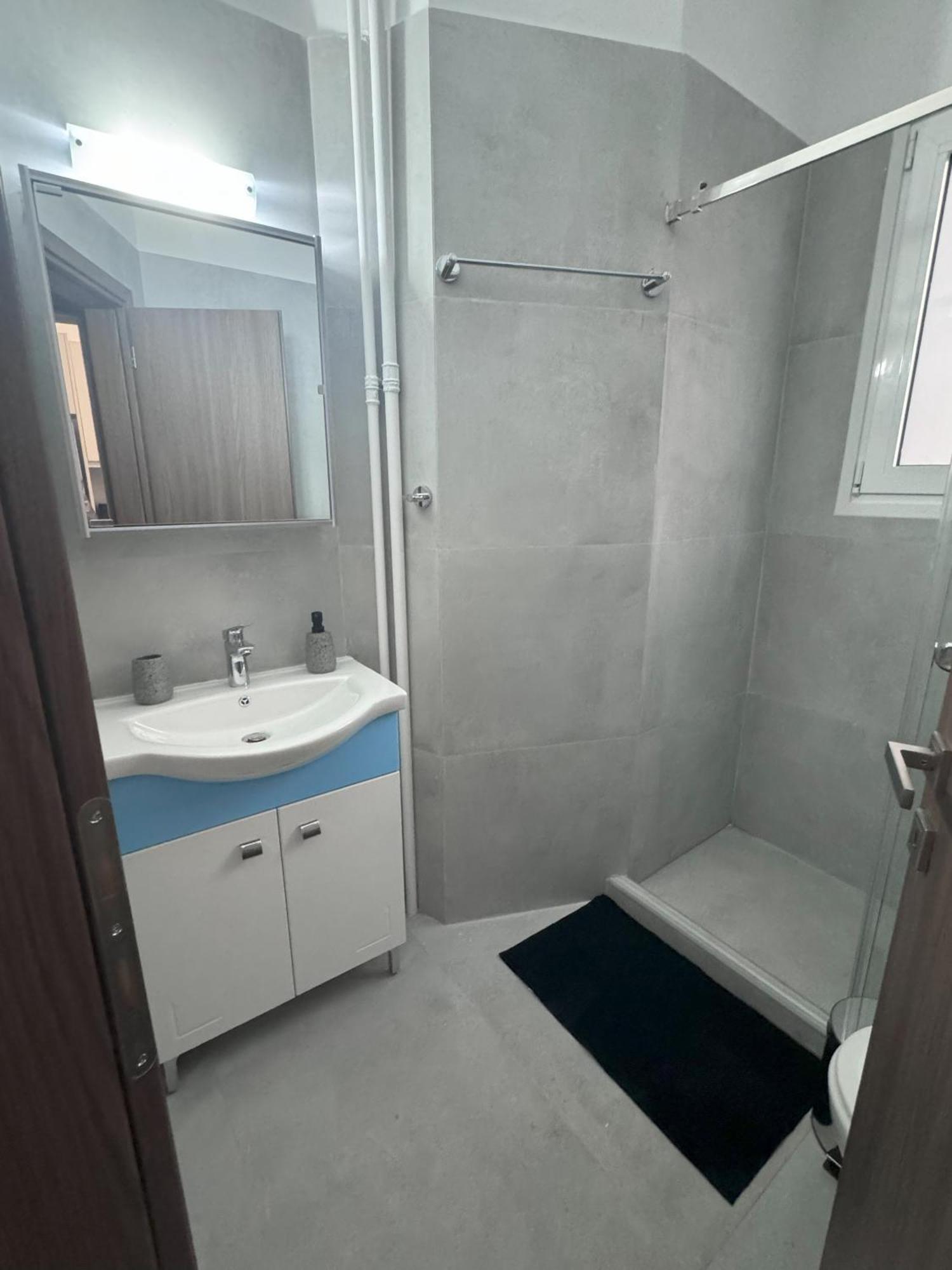 Ntinos Apartment Center Exarcheia Atina Dış mekan fotoğraf