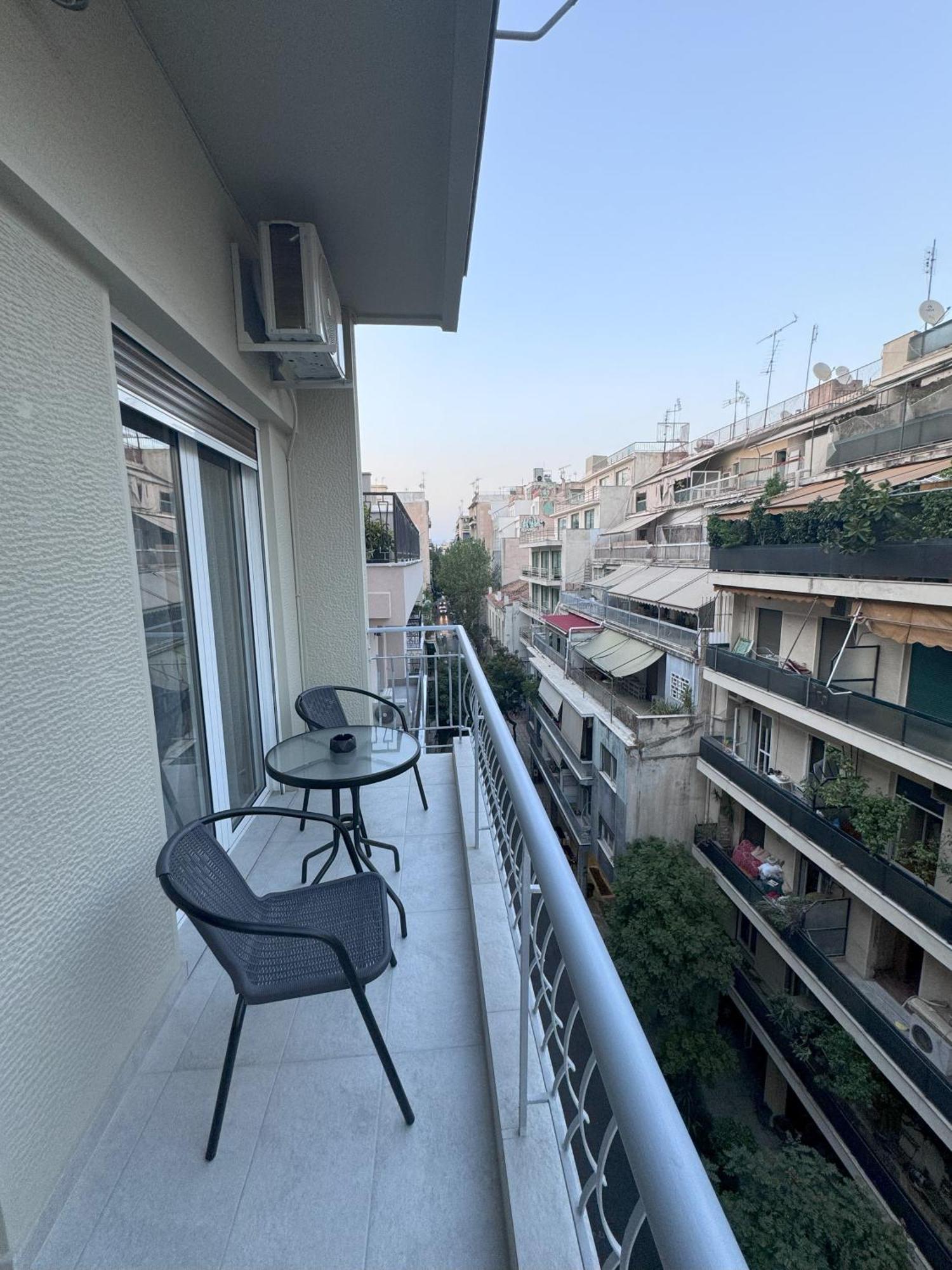 Ntinos Apartment Center Exarcheia Atina Dış mekan fotoğraf